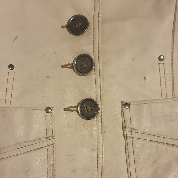 Danier Distressed Leather Jacket Limited Edition in Off-white XS - Picture 10 of 12